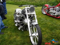 钢铁交响曲 海外机车盛宴中的磅礴纵队